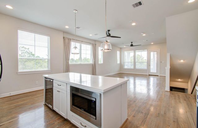 2812 Grand Fountains Drive I, Houston, TX 77054