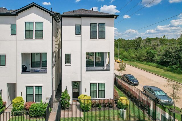 2812 Grand Fountains Drive I, Houston, TX 77054