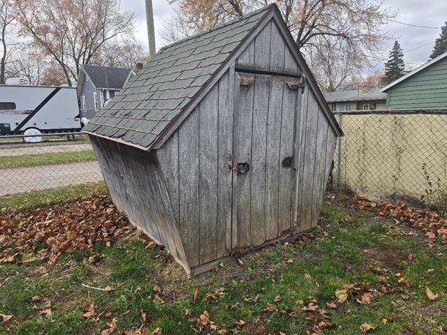 3204 N Water Street, Bay City, MI 48708