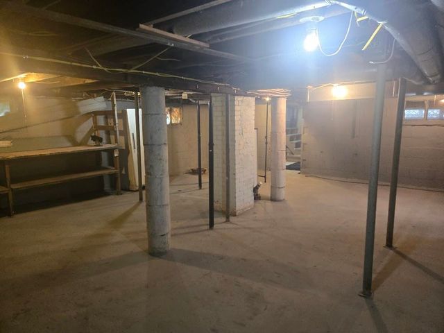 3204 N Water Street, Bay City, MI 48708