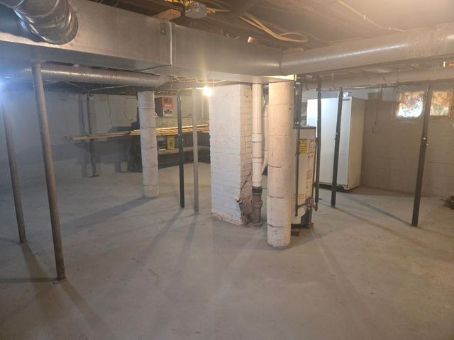 3204 N Water Street, Bay City, MI 48708