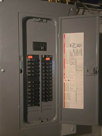 3204 N Water Street, Bay City, MI 48708