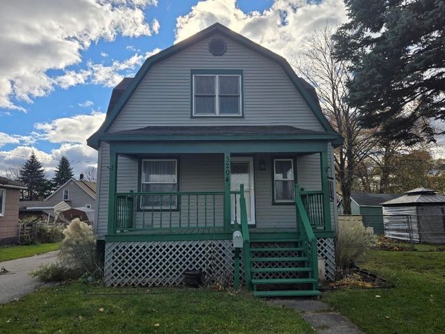 3204 N Water Street, Bay City, MI 48708