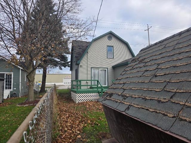 3204 N Water Street, Bay City, MI 48708