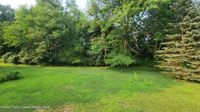 84 Orchard Drive, Leeds, NY 12451