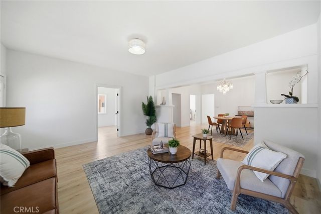 1512 W 36th, Los Angeles, CA 90018