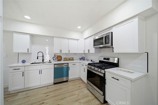 1512 W 36th, Los Angeles, CA 90018
