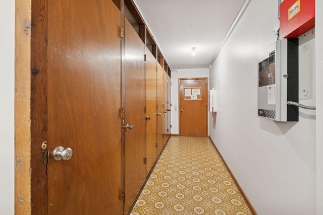 9143 Highway 55 306, Golden Valley, MN 55427