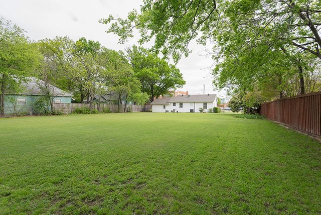 815 E 16th Street, Plano, TX 75074
