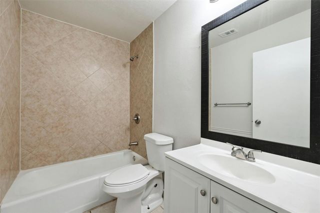 4802 W Wind TRL W 101, Austin, TX 78745