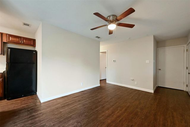 4802 W Wind TRL W 101, Austin, TX 78745
