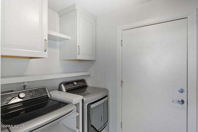 2556 Edgerock Road, Reno, NV 89519