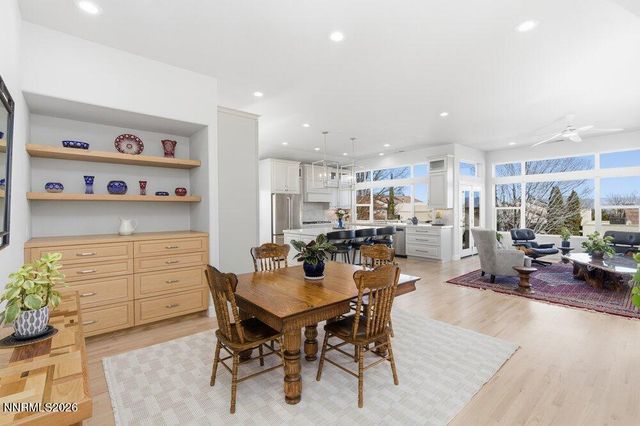 2556 Edgerock Road, Reno, NV 89519