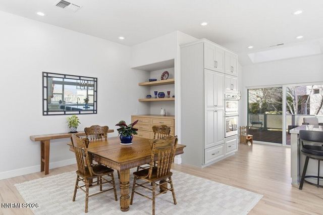 2556 Edgerock Road, Reno, NV 89519