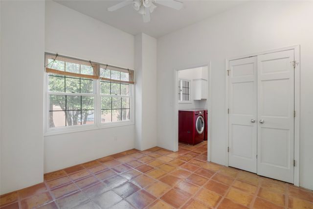 611 Caminito del Donaldo, Santa Fe, NM 87505