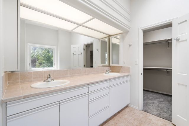 611 Caminito del Donaldo, Santa Fe, NM 87505