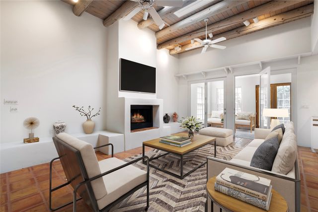 611 Caminito del Donaldo, Santa Fe, NM 87505