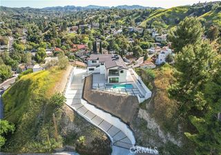 5099 Llano Drive, Woodland Hills (los Angeles), CA 91364