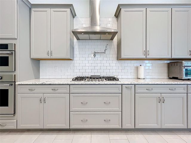 20404 WOLF SPRINGS COURT, Clermont, FL 34715