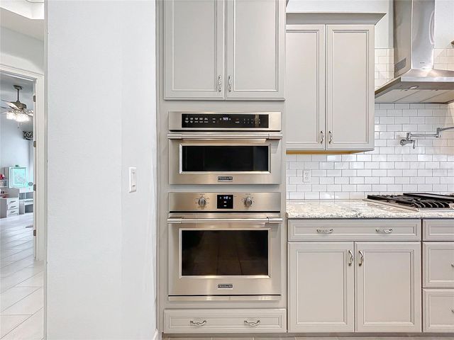 20404 WOLF SPRINGS COURT, Clermont, FL 34715