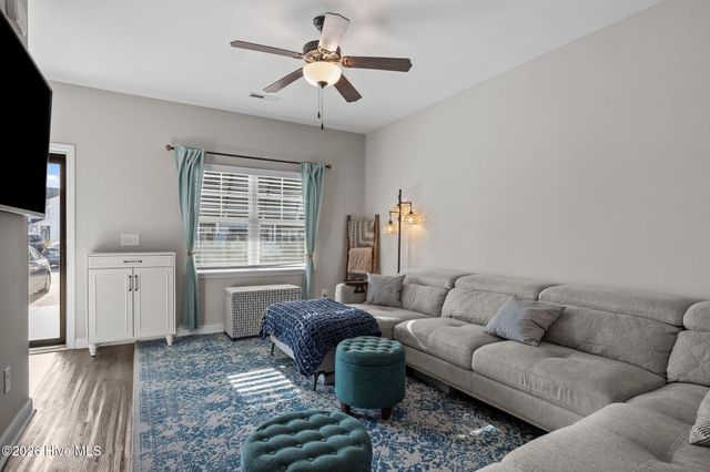 30 Outrigger Drive, Swansboro, NC 28584