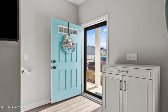 30 Outrigger Drive, Swansboro, NC 28584