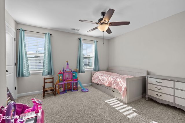 30 Outrigger Drive, Swansboro, NC 28584