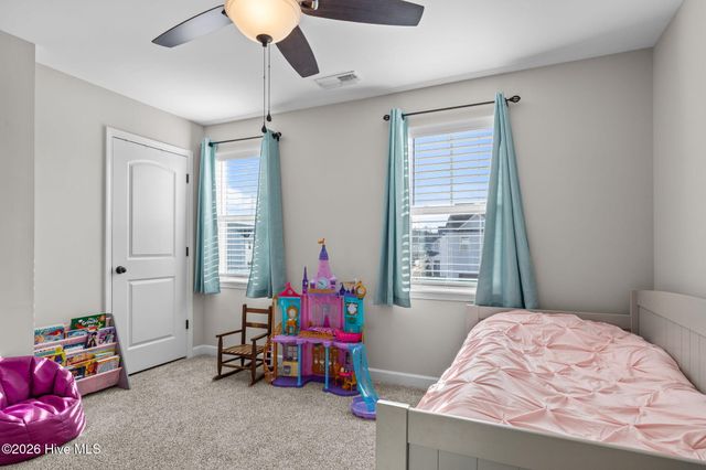 30 Outrigger Drive, Swansboro, NC 28584