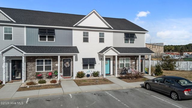 30 Outrigger Drive, Swansboro, NC 28584