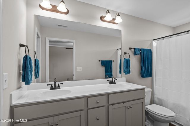 30 Outrigger Drive, Swansboro, NC 28584