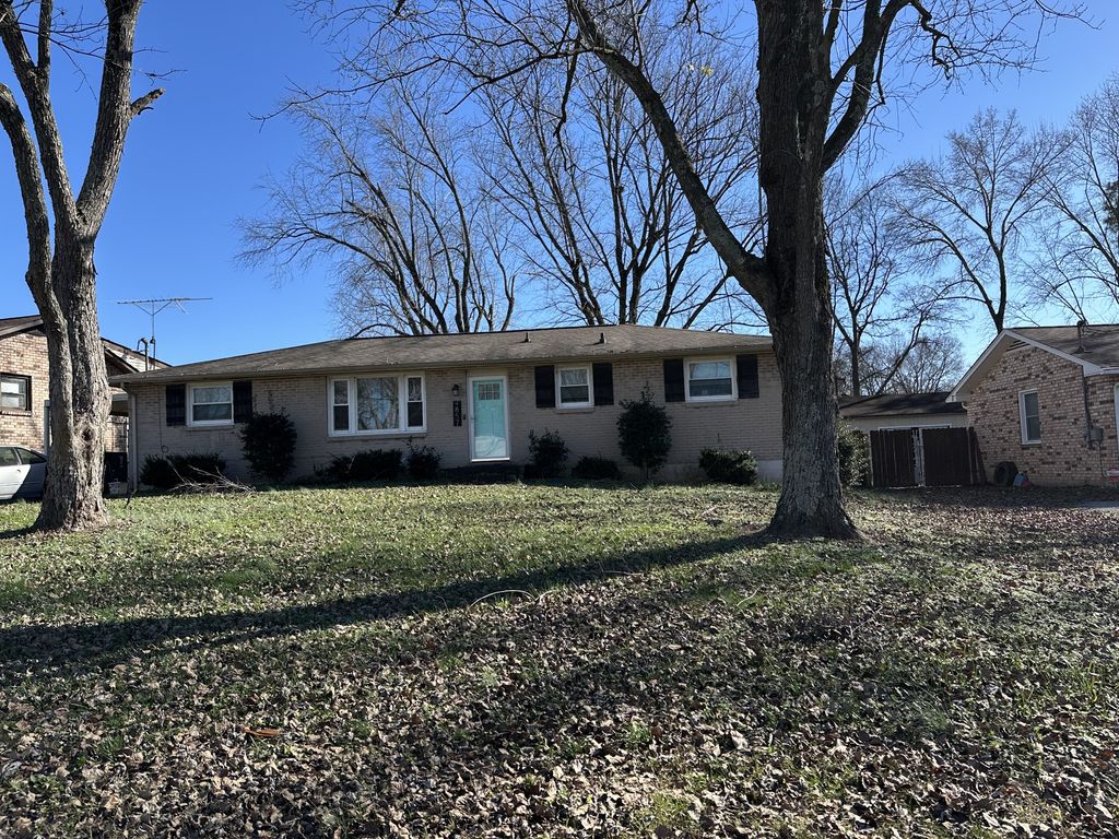 4857 Everest Dr, Old Hickory, TN 37138