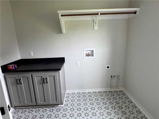 1971 Harvest Road, Liberty, MO 64068