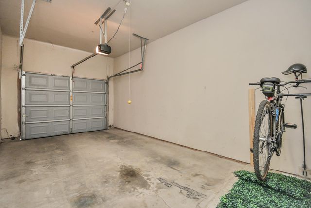 1441 East Street 104, Houston, TX 77007