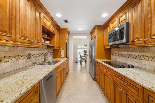 302 BRYN MAWR ISLAND, Bradenton, FL 34207