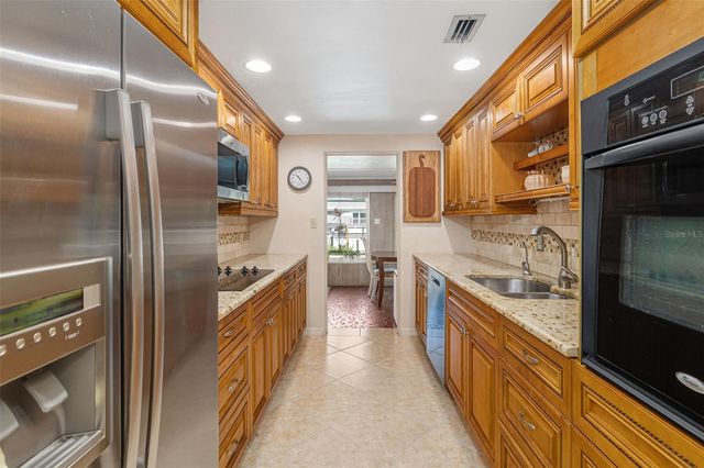 302 BRYN MAWR ISLAND, Bradenton, FL 34207