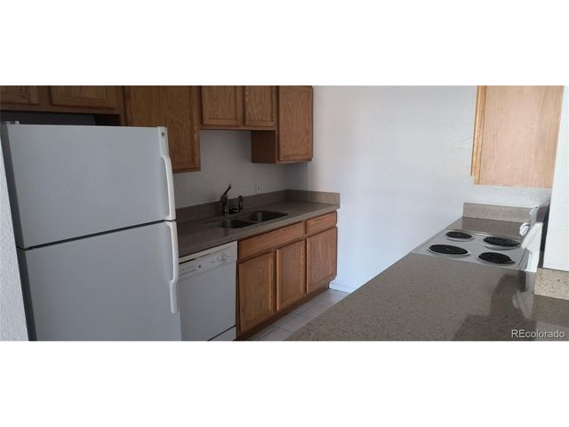 13095 W Cedar Dr 102, Lakewood, CO 80228