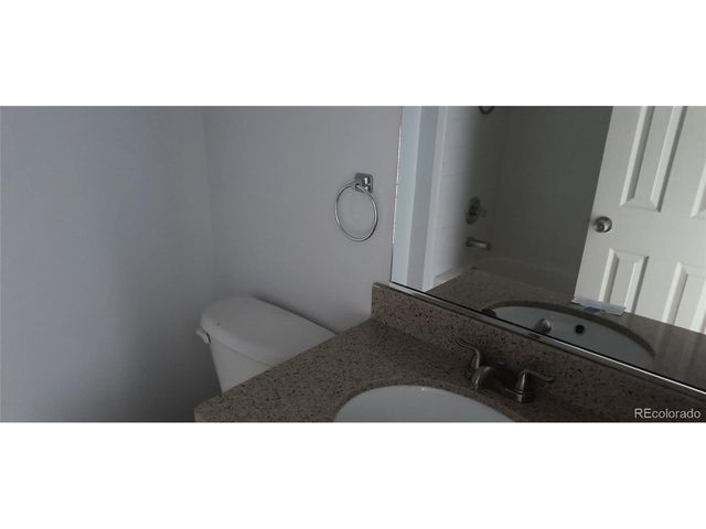 13095 W Cedar Dr 102, Lakewood, CO 80228