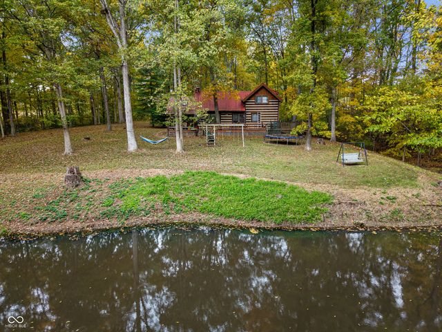 8385 McWhorter Road, Martinsville, IN 46151