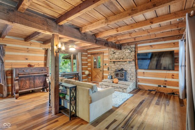 8385 McWhorter Road, Martinsville, IN 46151