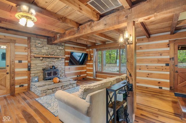 8385 McWhorter Road, Martinsville, IN 46151