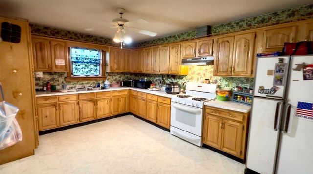 160 Dean King Road, Pine Knot, KY 42635