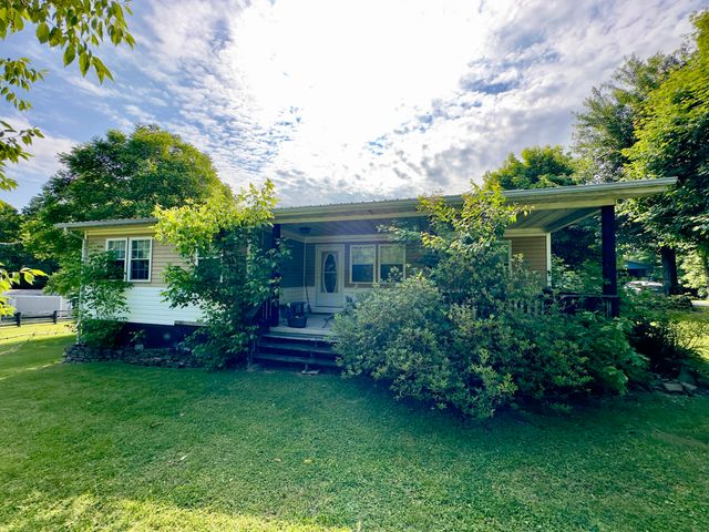 160 Dean King Road, Pine Knot, KY 42635