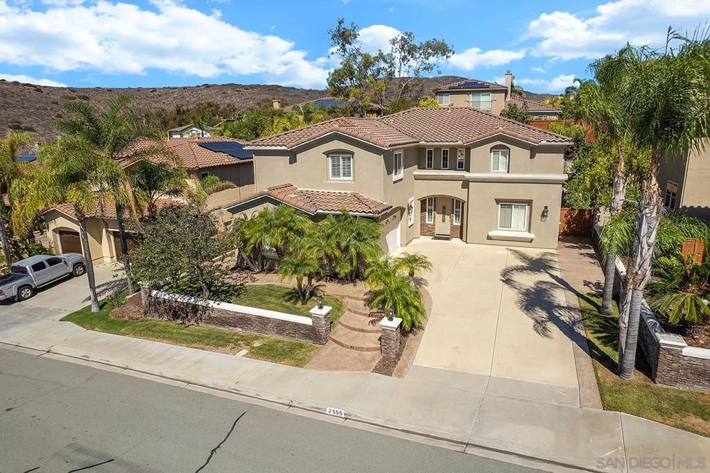 2555 Crooked Trail Rd, Chula Vista, CA 91914 — photo 4