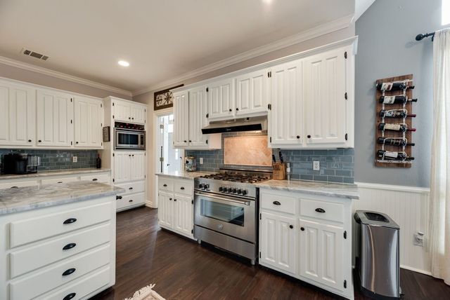 2601 Highland Meadow Drive, Colleyville, TX 76034