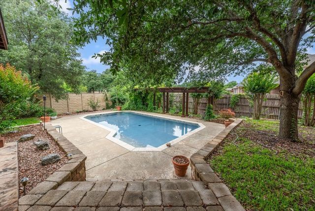 2601 Highland Meadow Drive, Colleyville, TX 76034