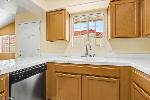 2725 South Nellis Boulevard 2068, Las Vegas, NV 89121
