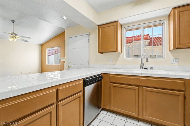 2725 South Nellis Boulevard 2068, Las Vegas, NV 89121