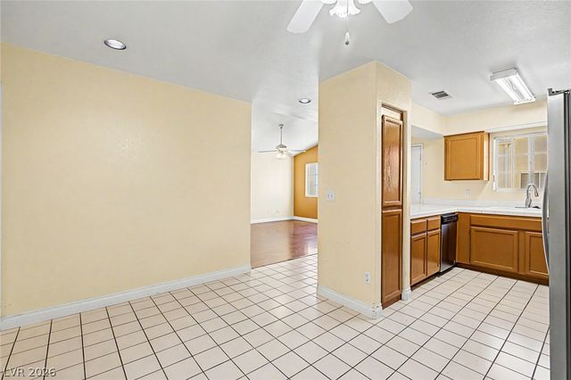 2725 South Nellis Boulevard 2068, Las Vegas, NV 89121