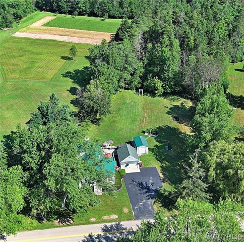 2470 Bauer Road, Eden, NY 14057