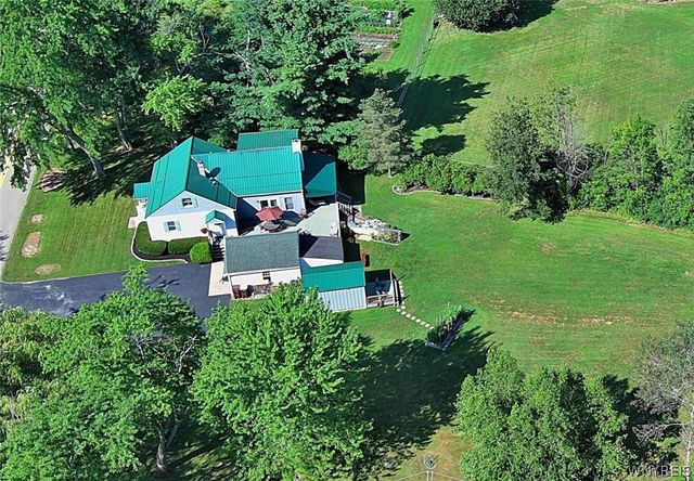 2470 Bauer Road, Eden, NY 14057